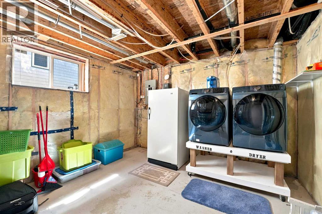 109 Logan Close - Image 32