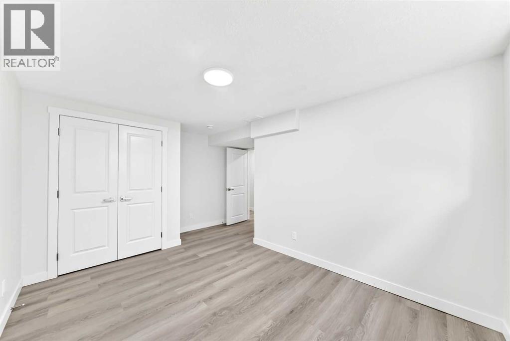 3319 Radcliffe Drive SE - 25