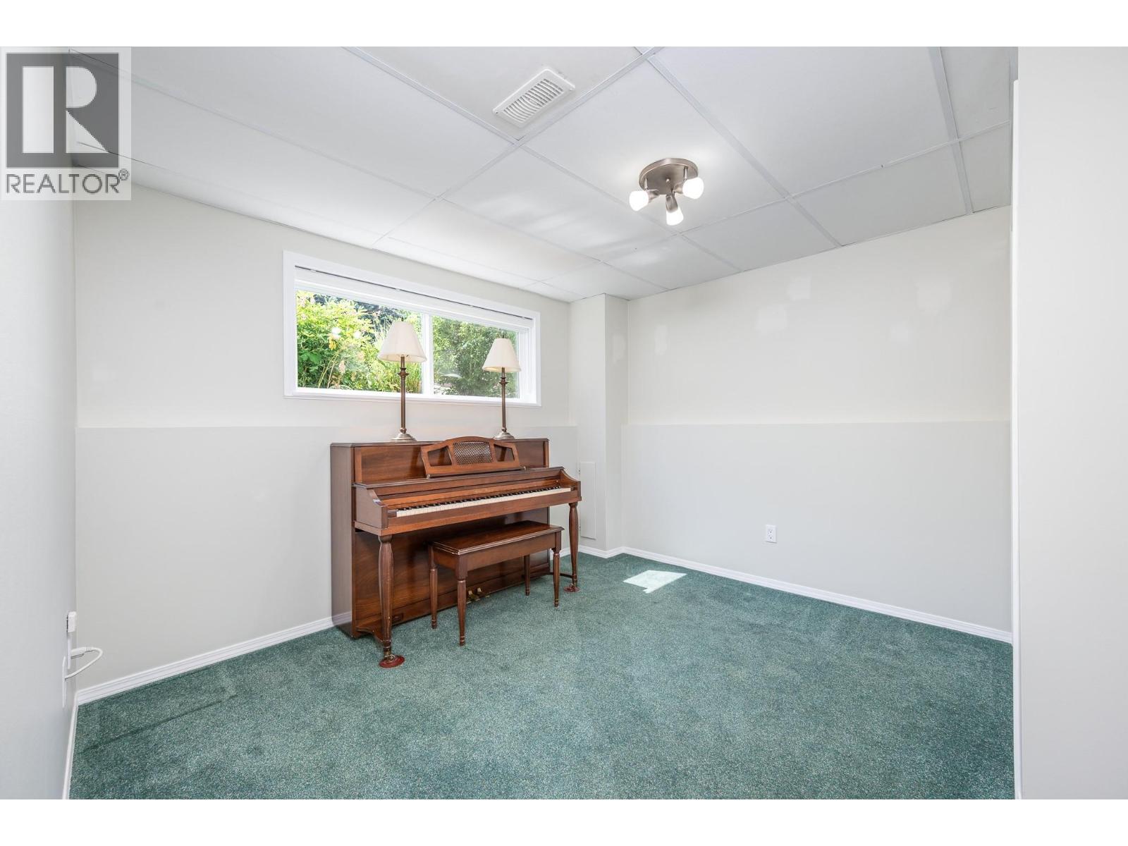 6777 Longacre Drive - 22
