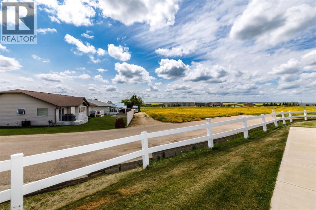 Listing photo – 2, 100 Legacy Lane, Rimbey