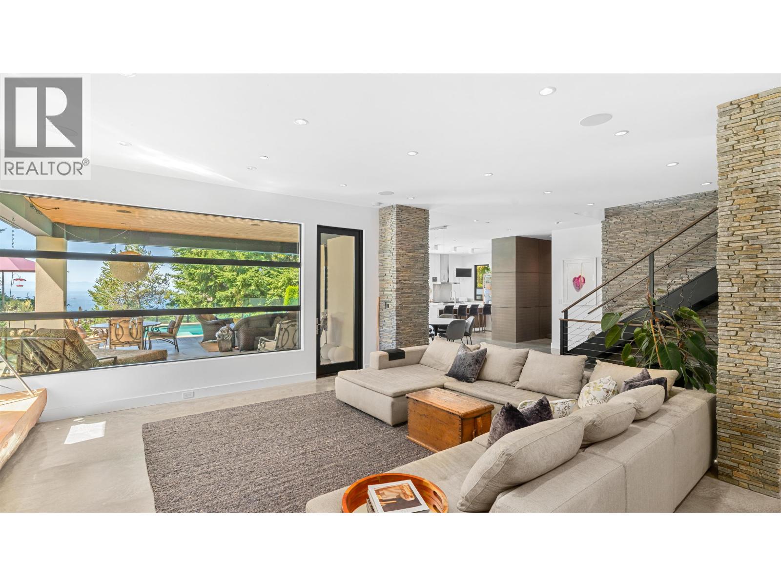 2650 ROSEBERY AVENUE, West Vancouver
