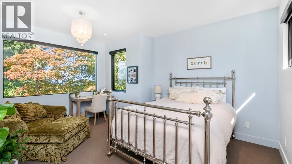 2650 ROSEBERY AVENUE, West Vancouver