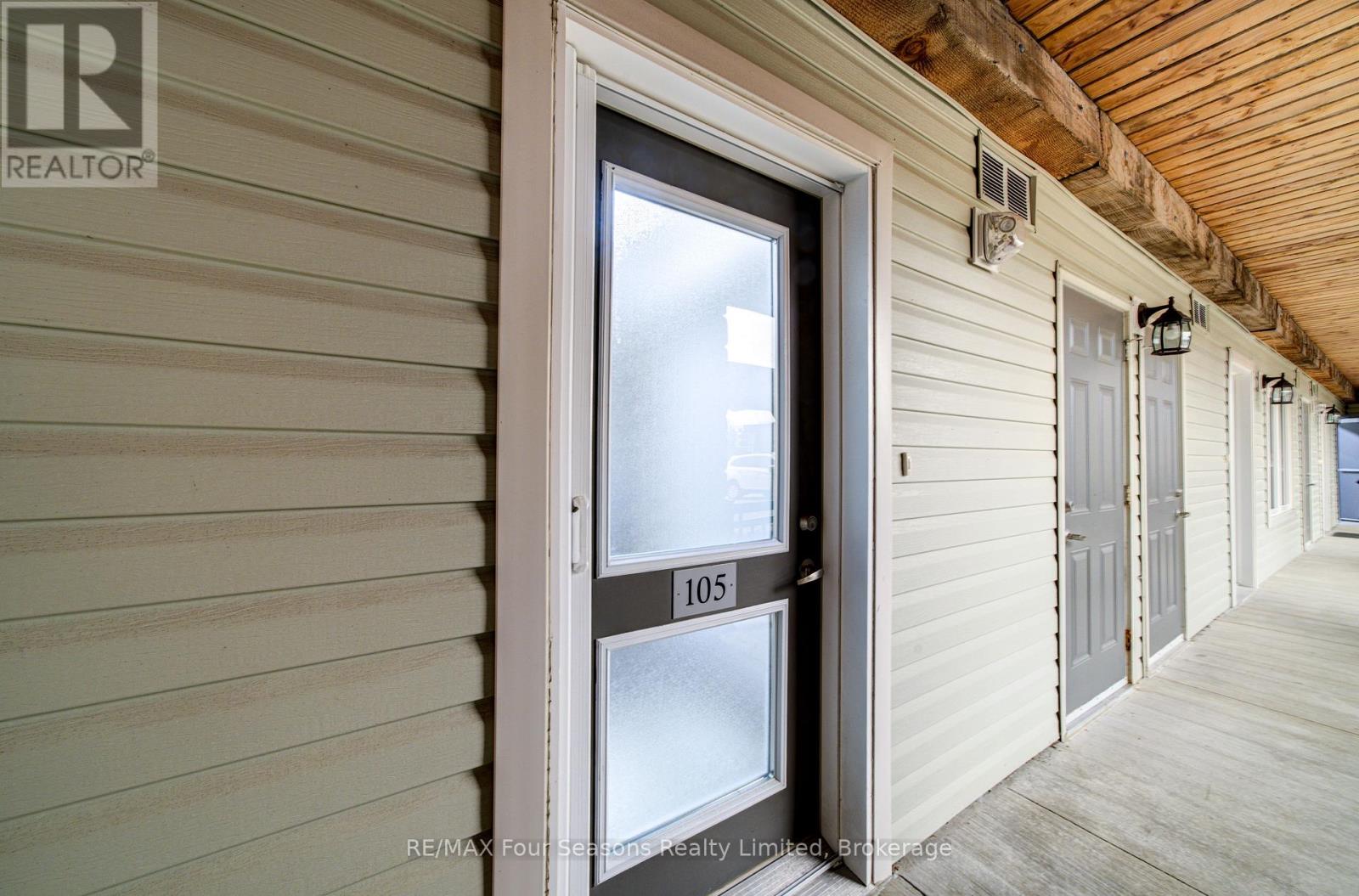 #105 6 BRANDY LANE DRIVE - 4