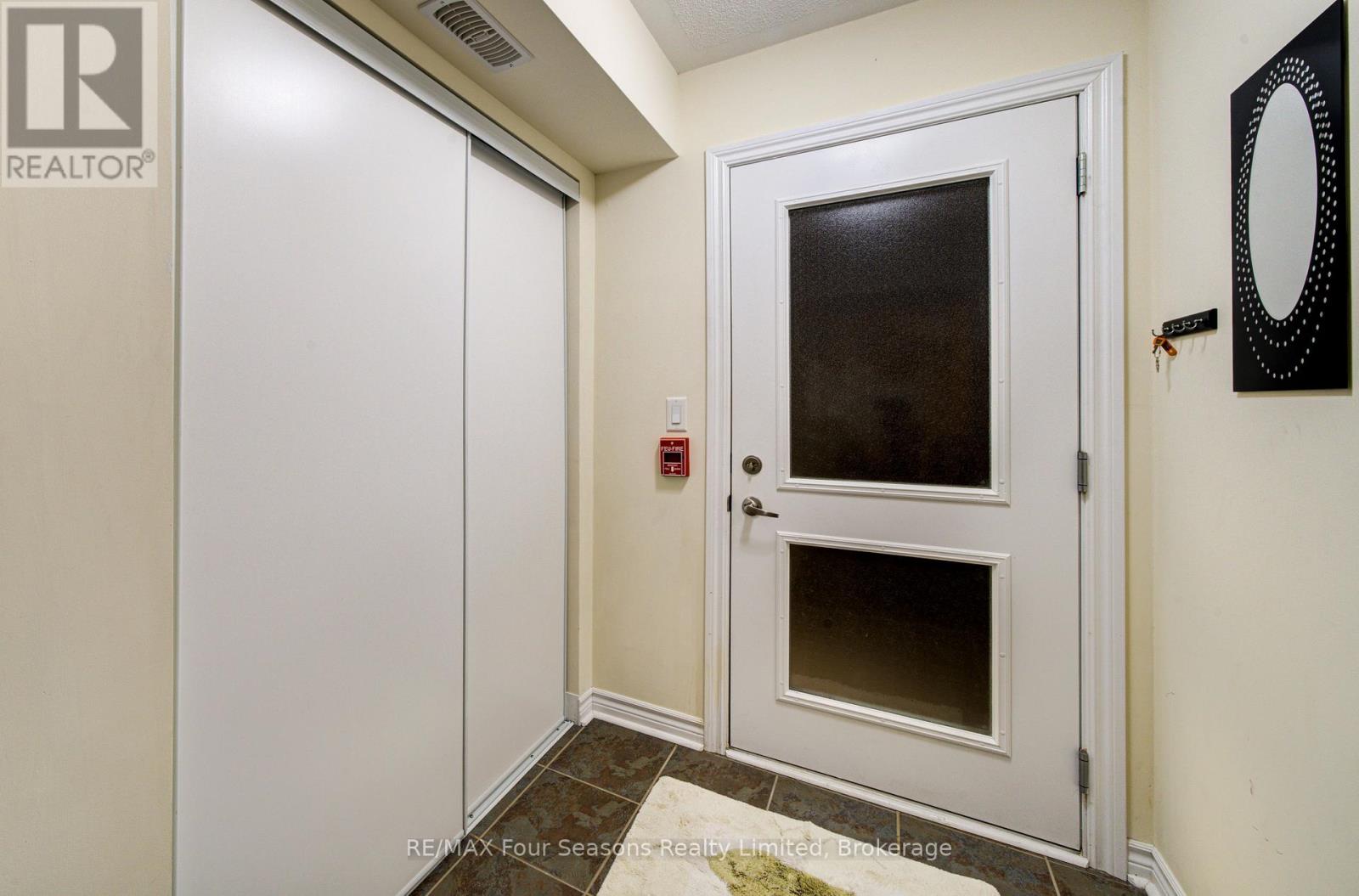 #105 6 BRANDY LANE DRIVE - 5