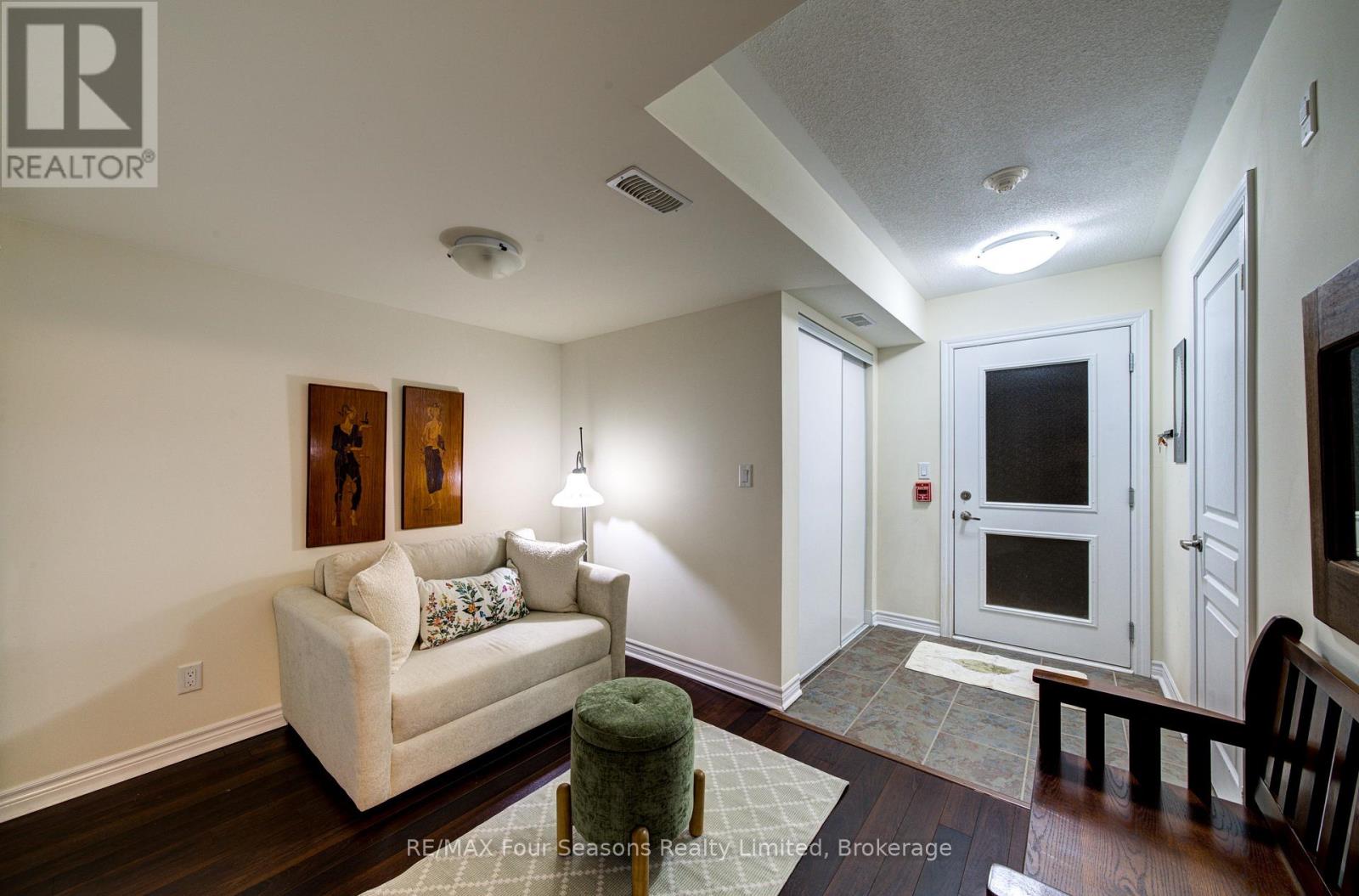 #105 6 BRANDY LANE DRIVE - 6