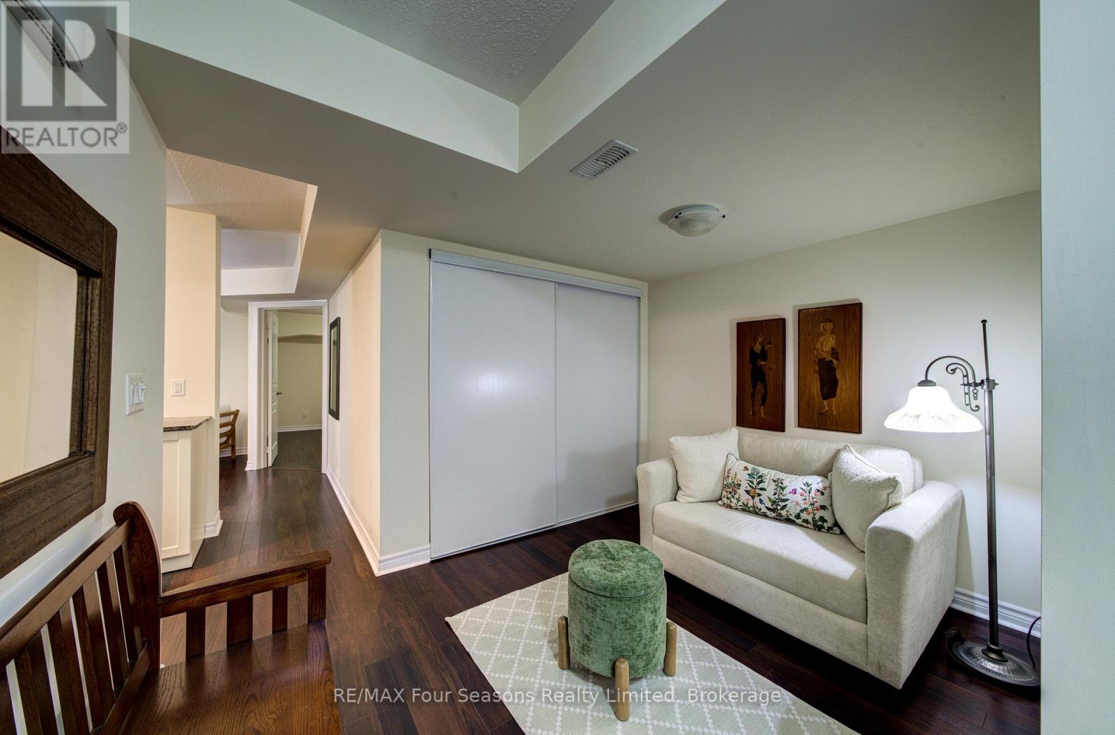 #105 6 BRANDY LANE DRIVE - 7
