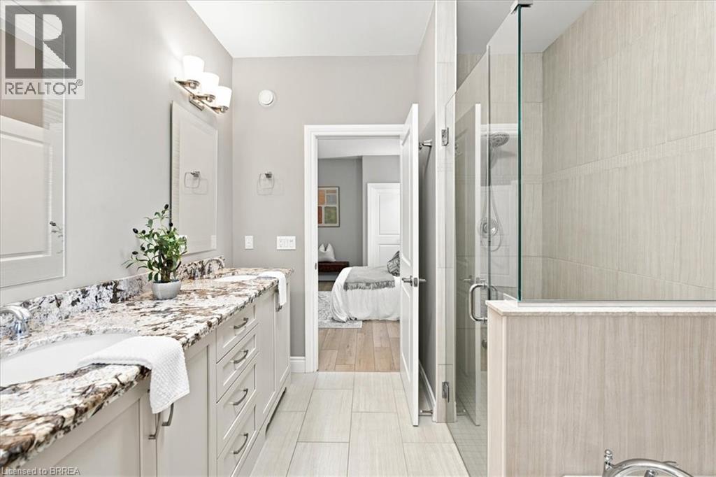 #4 30 CEDAR Street - 17