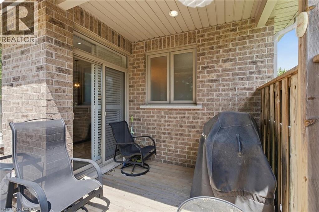 #4 30 CEDAR Street - 37