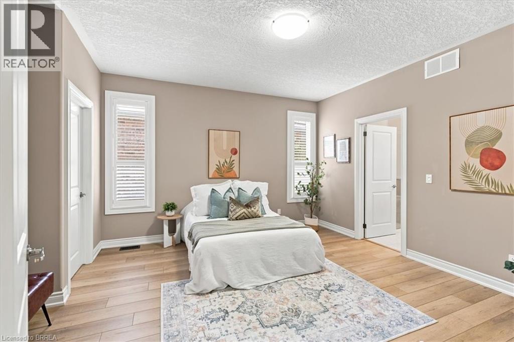 #4 30 CEDAR Street - 12