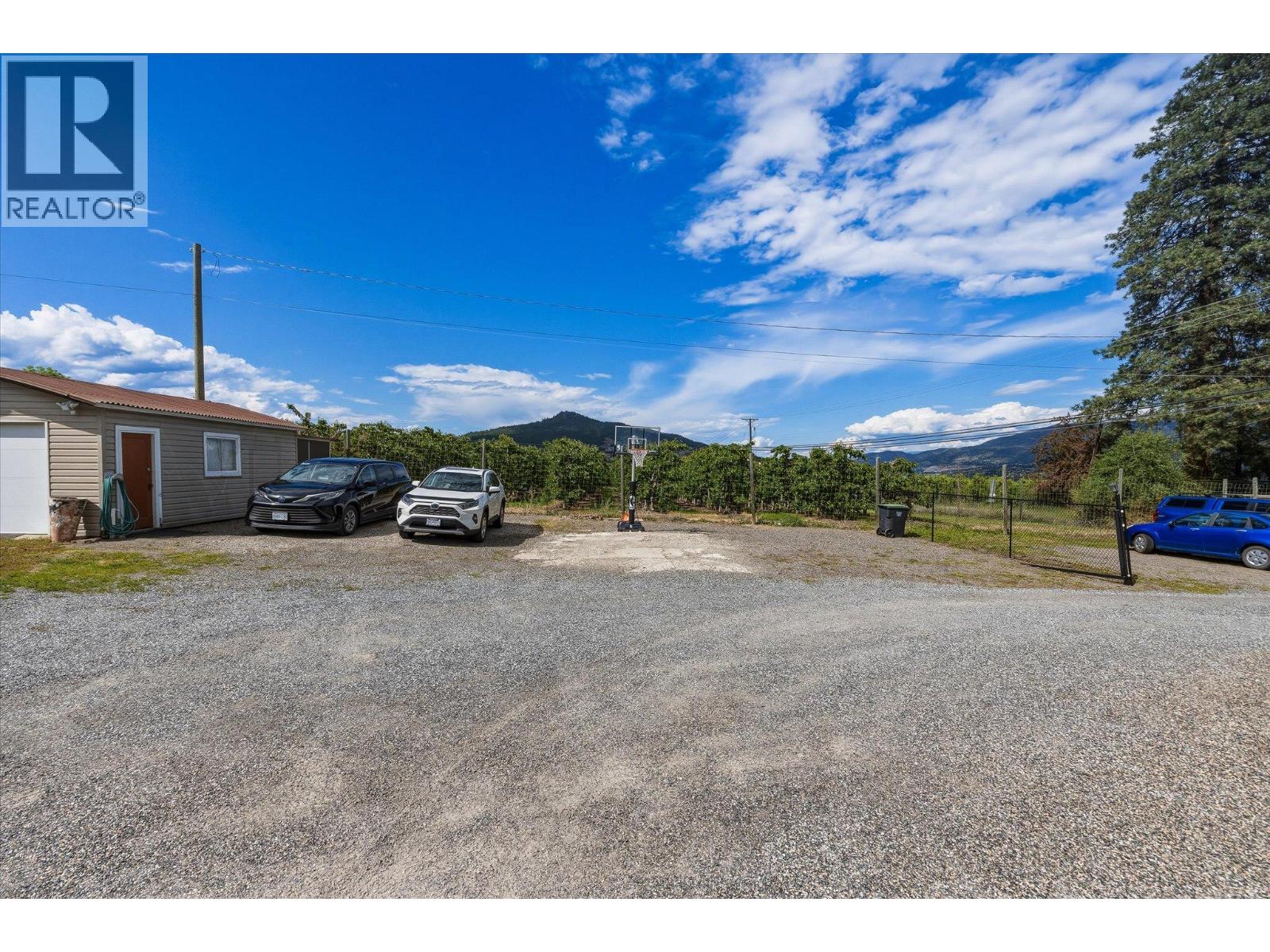 11592 Okanagan Centre Road E - 39