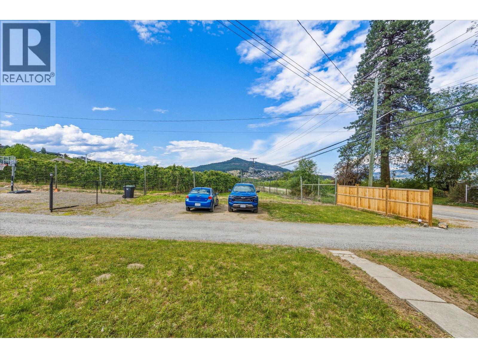 11592 Okanagan Centre Road E - 55