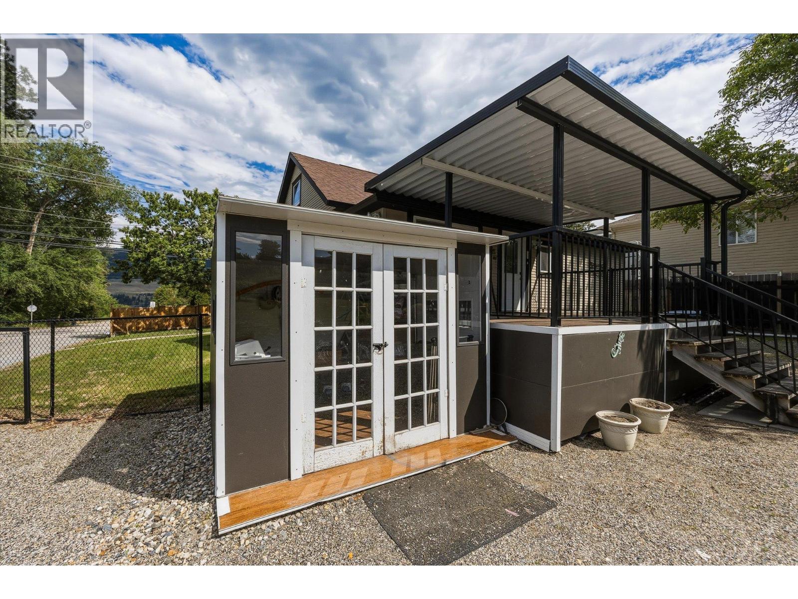 11592 Okanagan Centre Road E - 36
