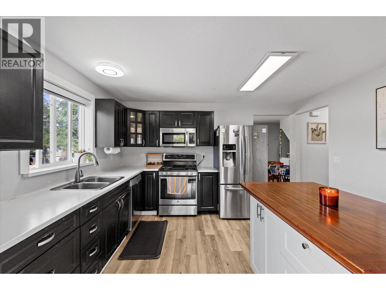11592 Okanagan Centre Road E - 7