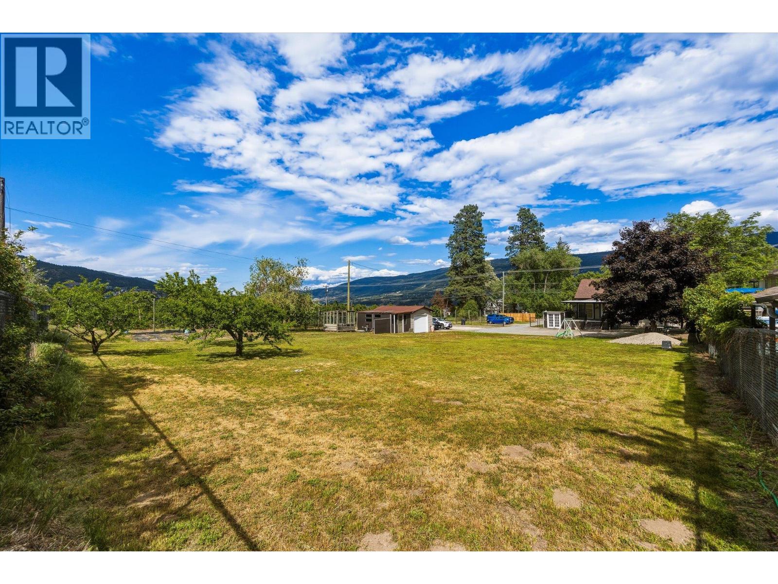 11592 Okanagan Centre Road E - 44