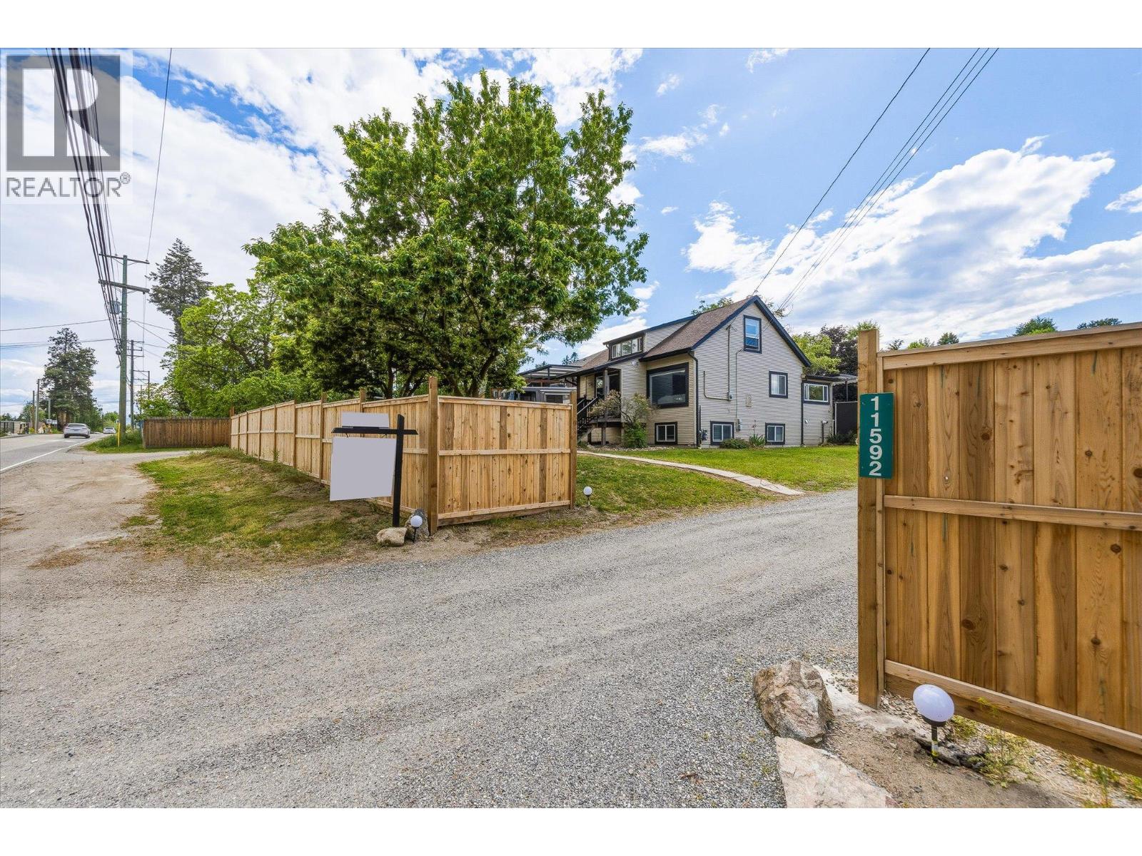 11592 Okanagan Centre Road E - 57