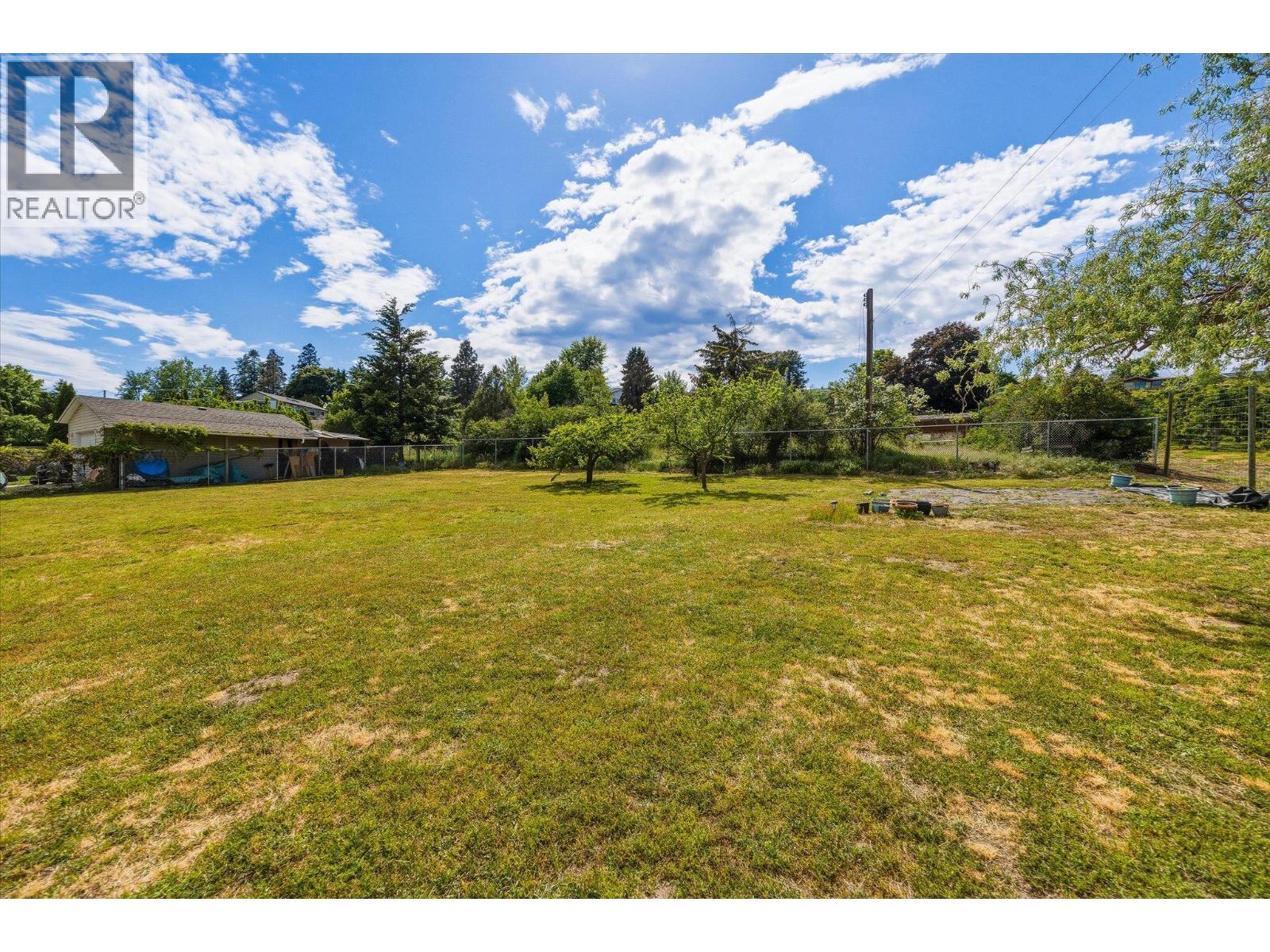 11592 Okanagan Centre Road E - 49
