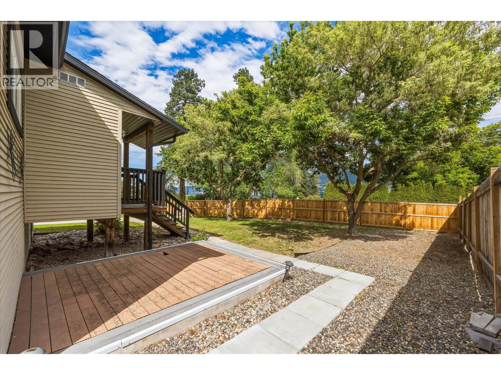 11592 Okanagan Centre Road E - 52