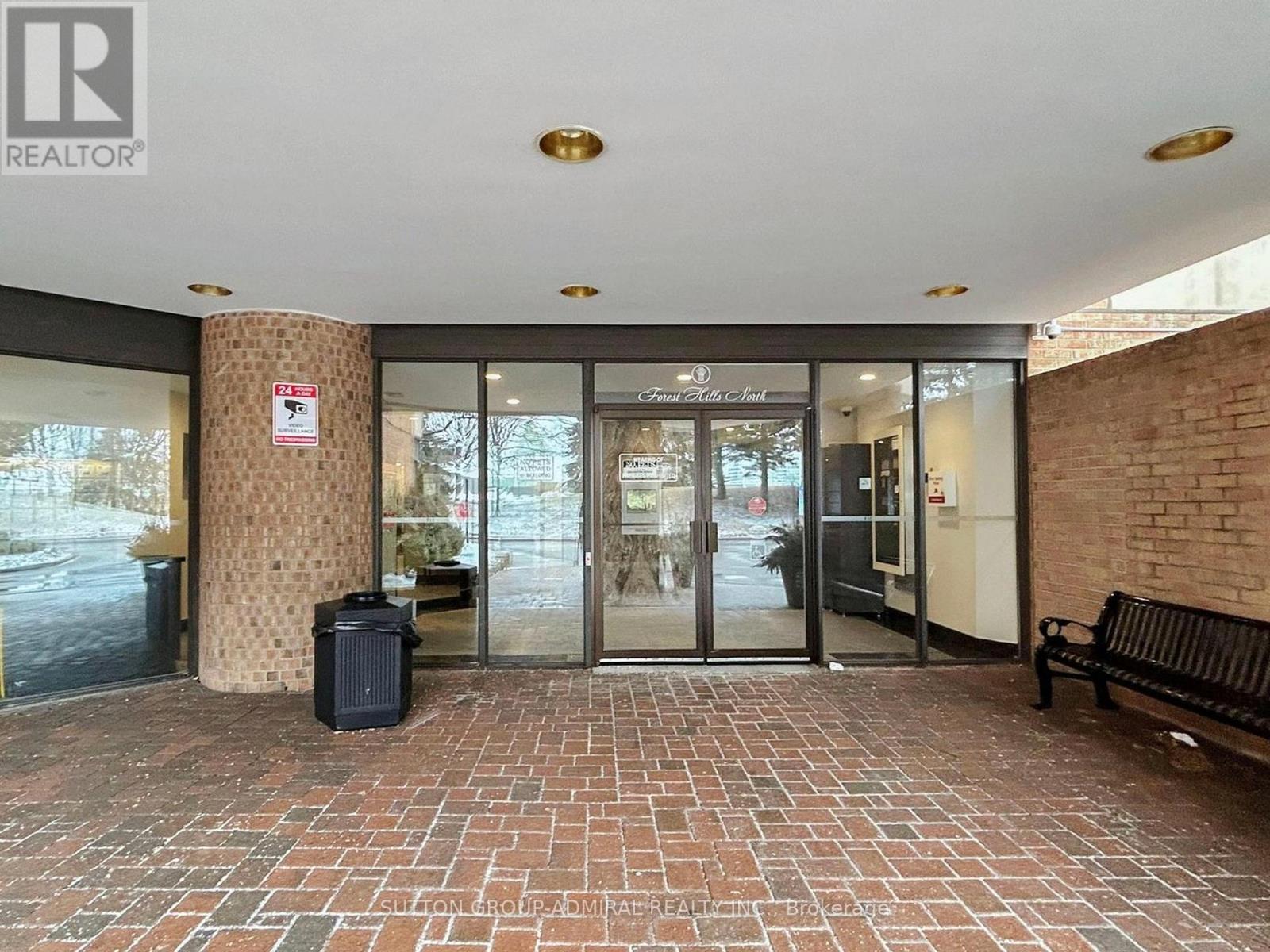 #312 7601 BATHURST STREET - 3