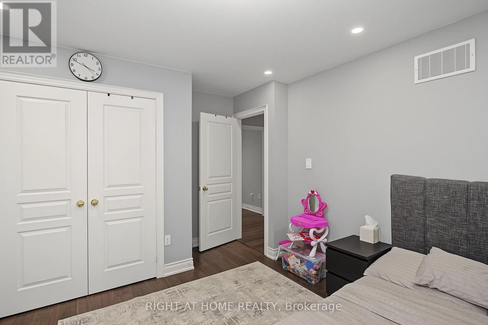 3190 SOUTHWIND ROAD - Image 29