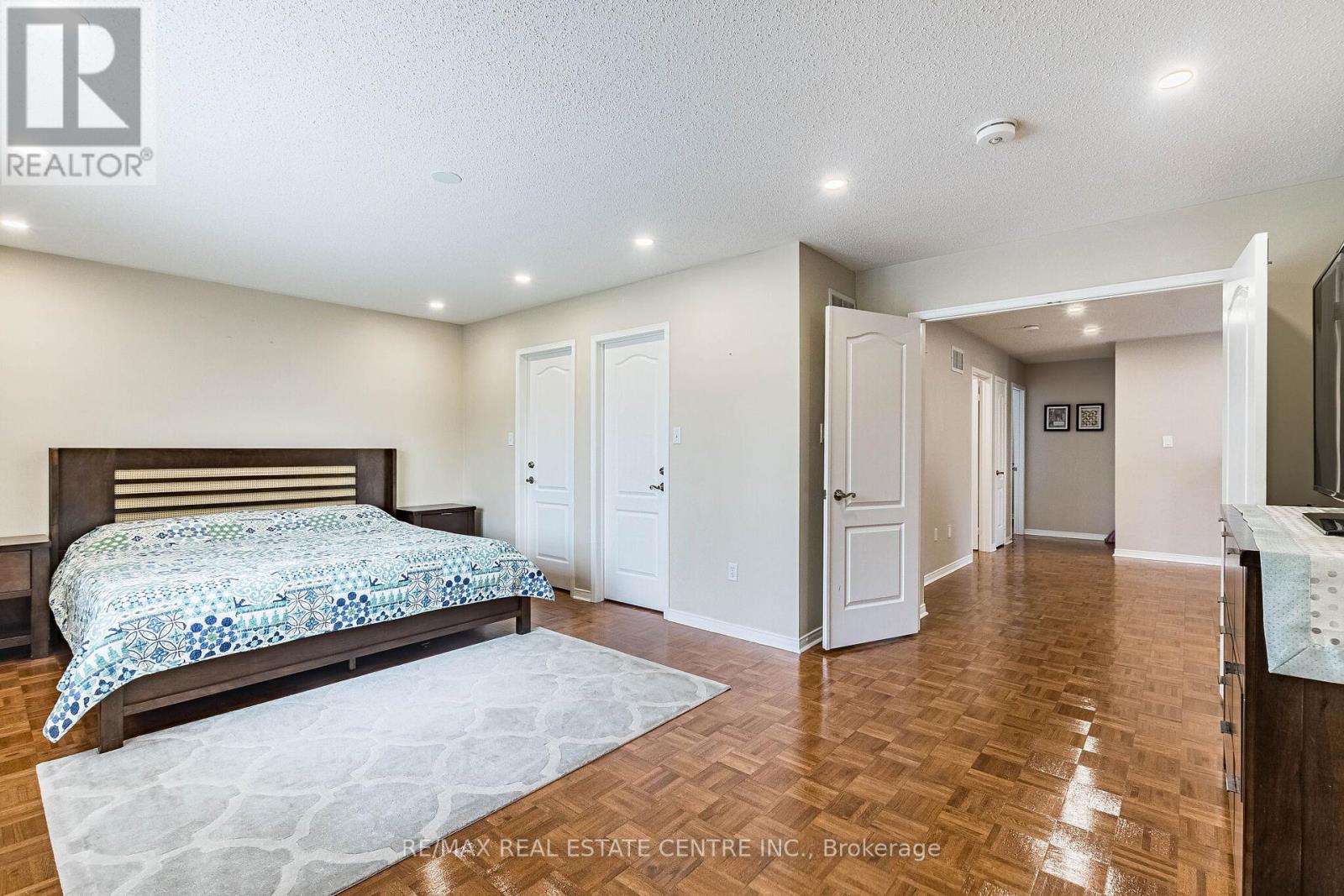 1244 FIELD DRIVE - 21