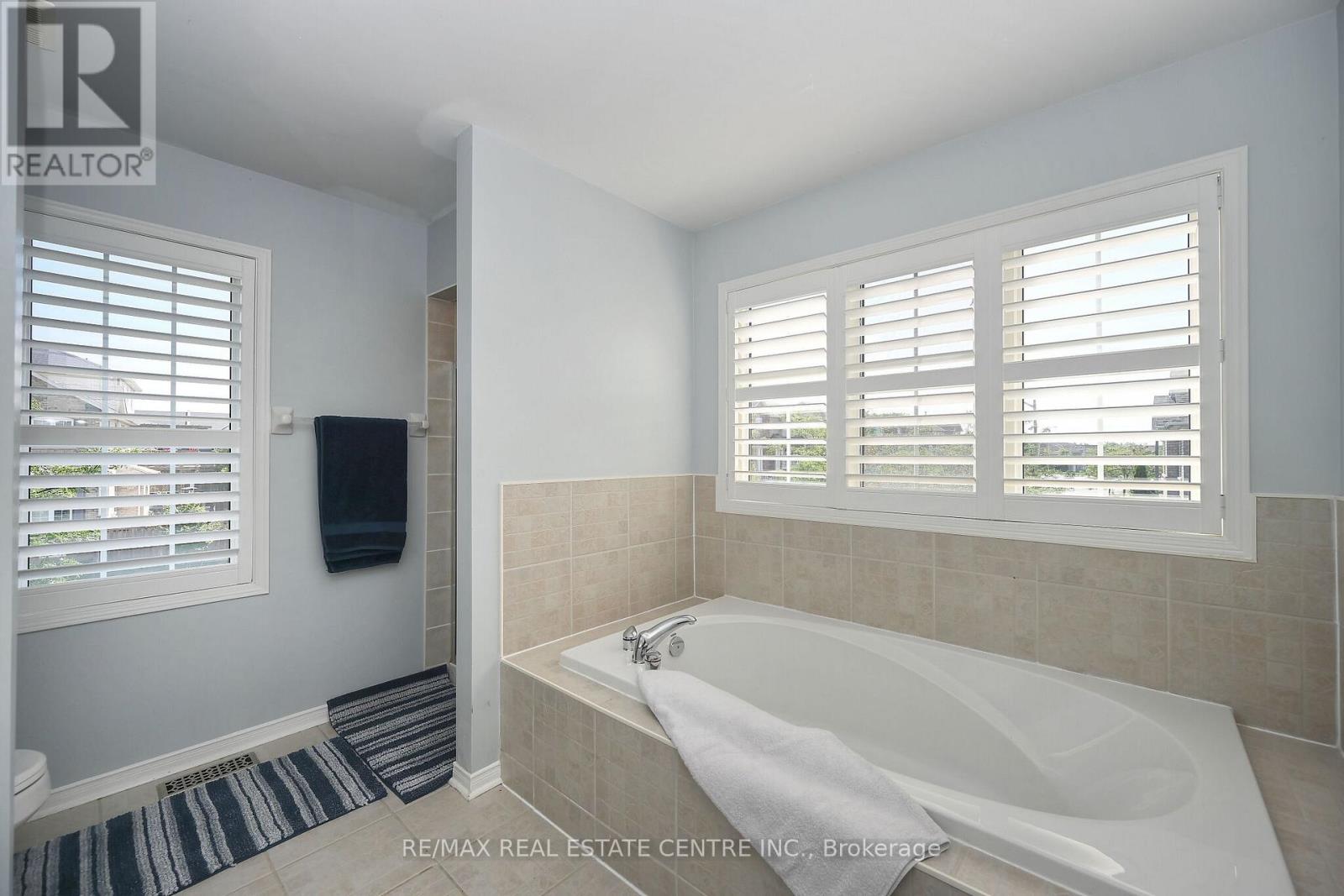 1244 FIELD DRIVE - 25