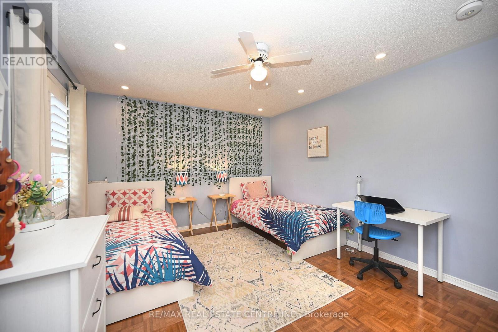 1244 FIELD DRIVE - 27