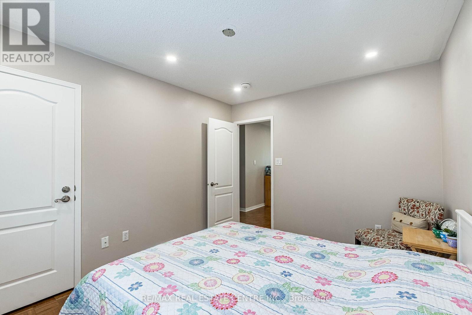 1244 FIELD DRIVE - Image 33