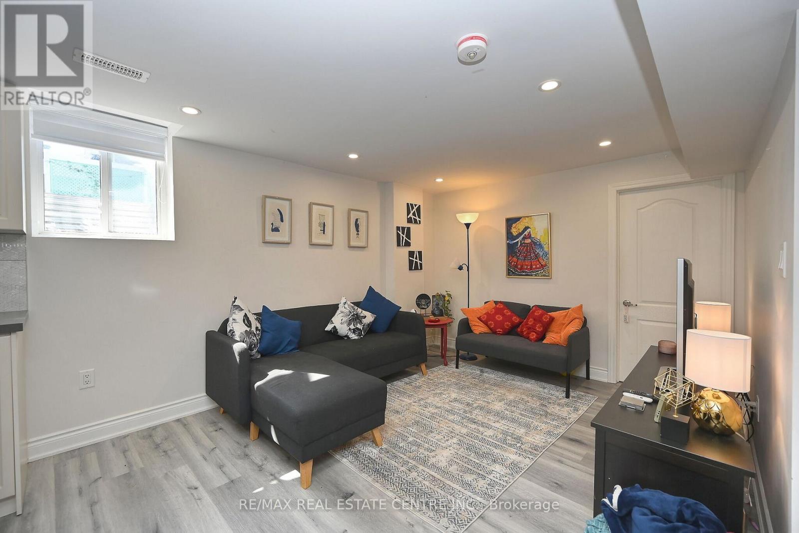 1244 FIELD DRIVE - 36