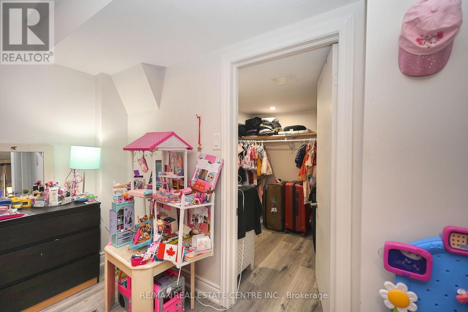 1244 FIELD DRIVE - 45