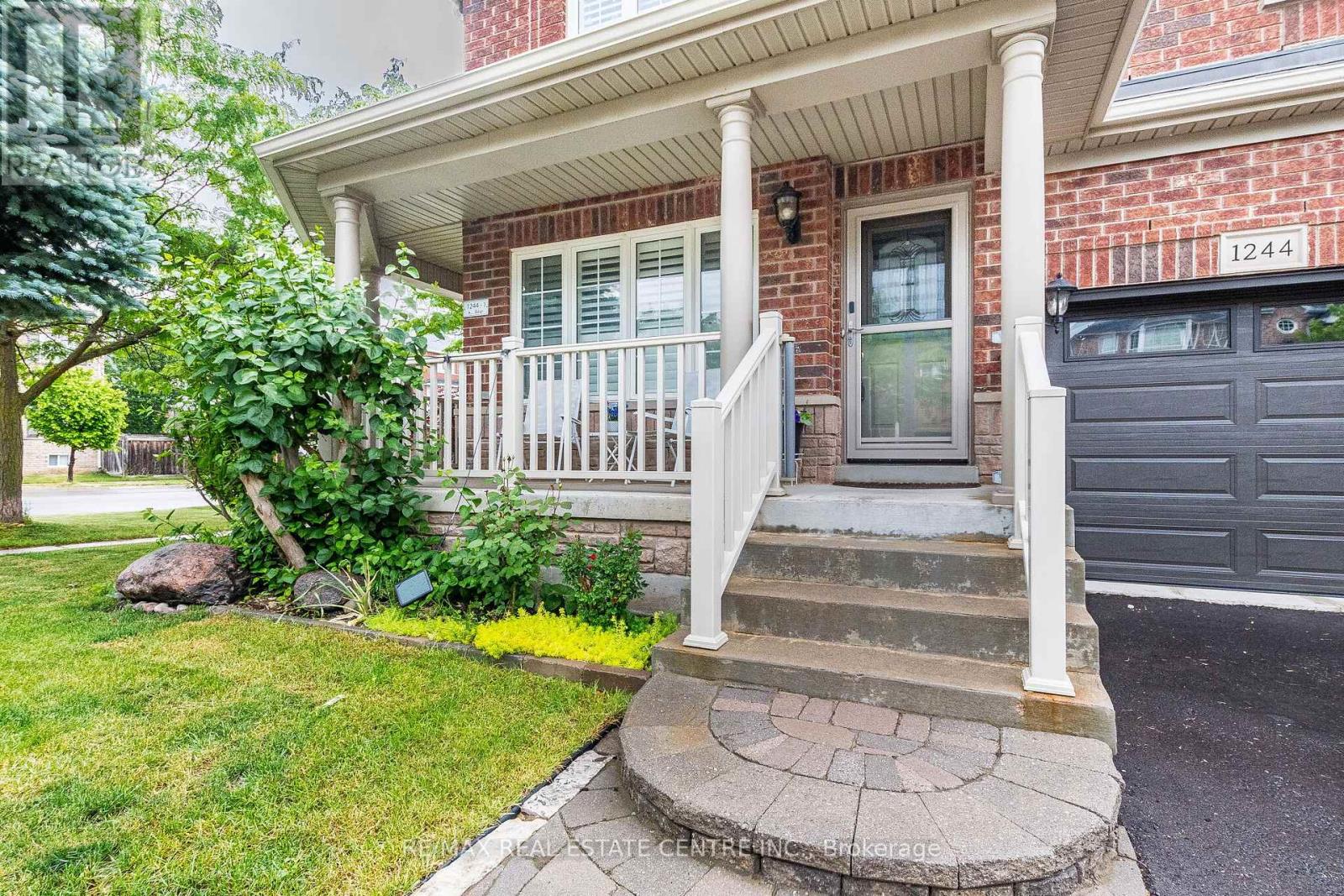 1244 FIELD DRIVE - 5