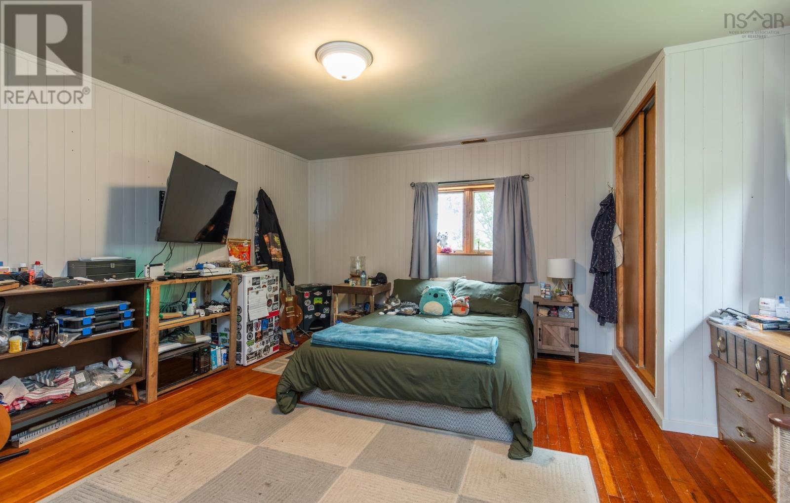 223-225 Forest Street - 20