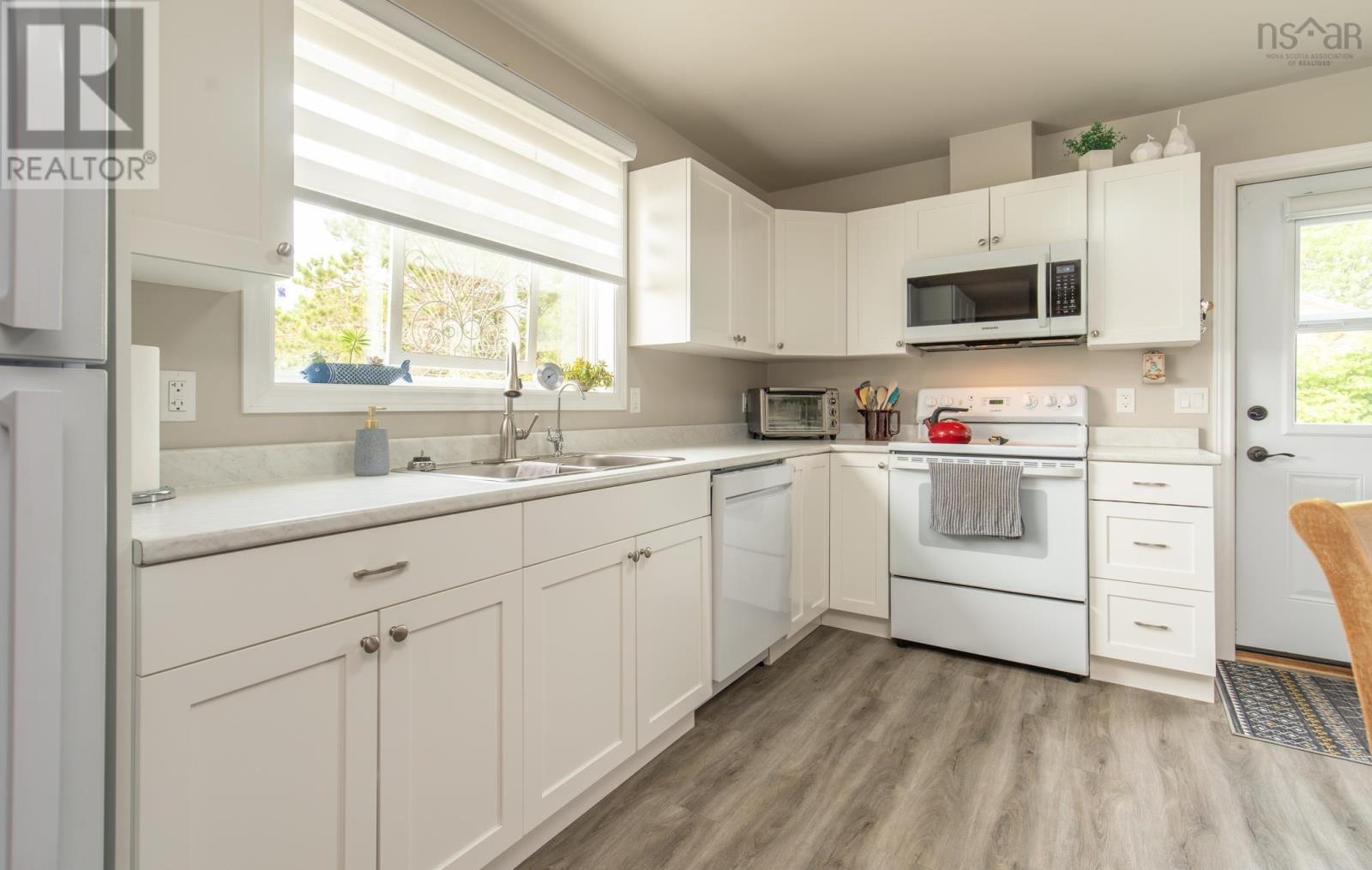 223-225 Forest Street - 23