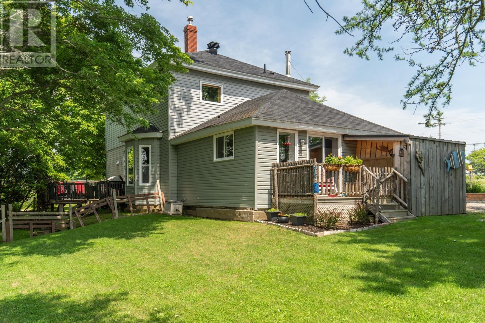 223-225 Forest Street - 43