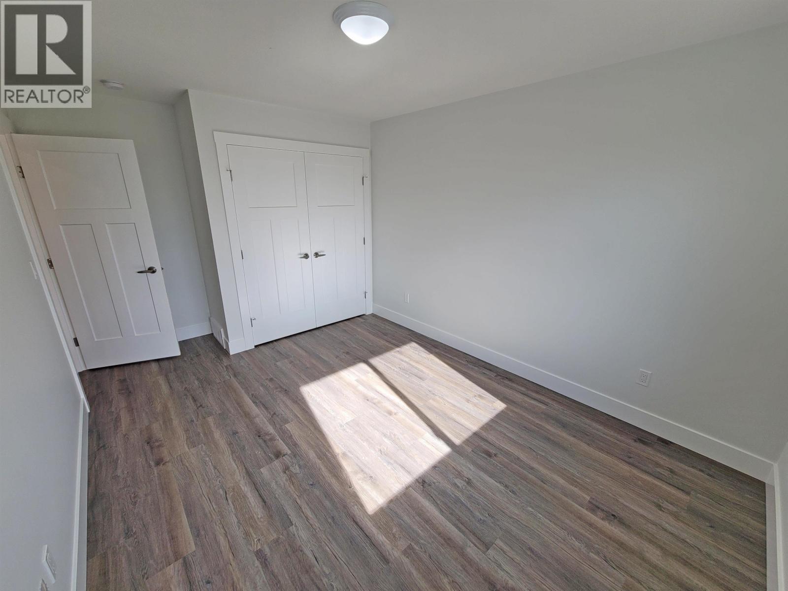 8420 88 AVENUE - 18