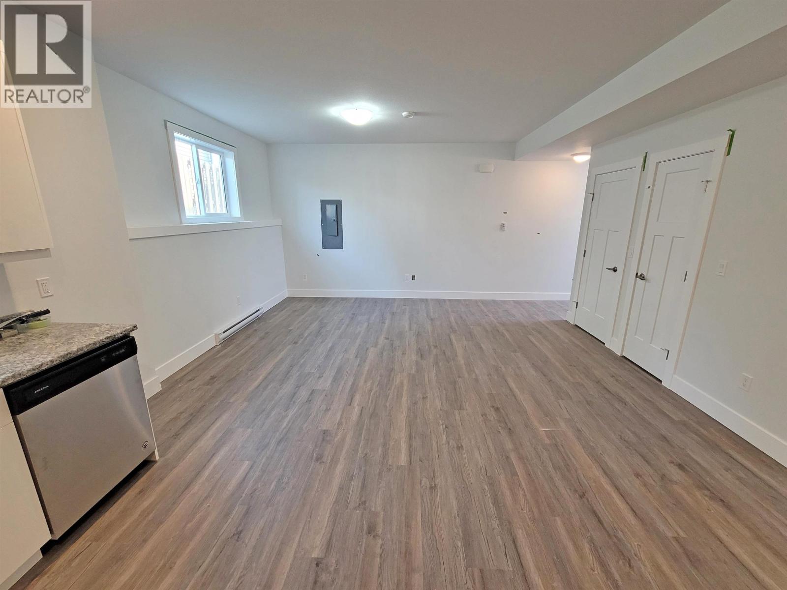 8420 88 AVENUE - 28