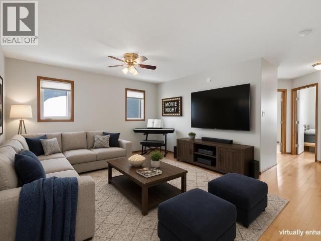 129 SYBIL CIRCLE - 16