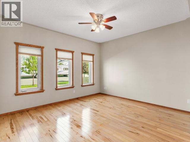129 SYBIL CIRCLE - 5