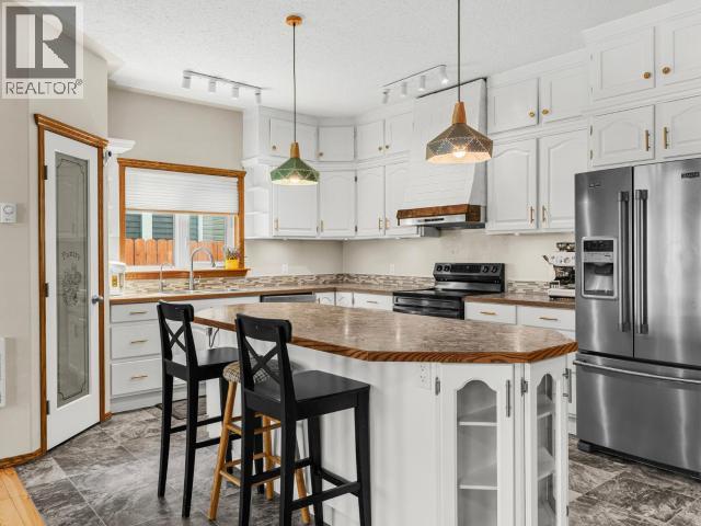 129 SYBIL CIRCLE - 7