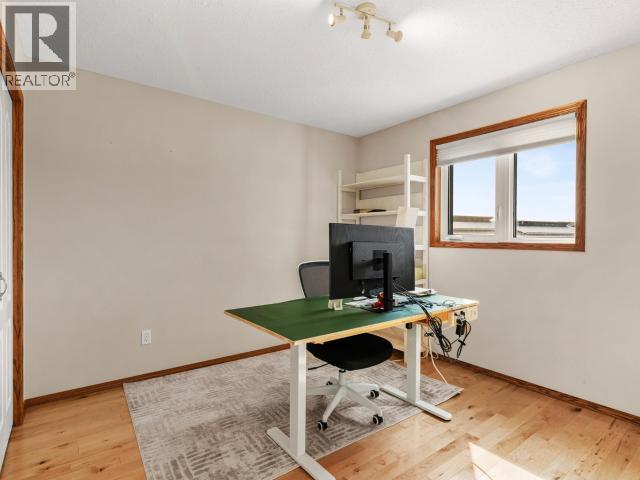 129 SYBIL CIRCLE - 24