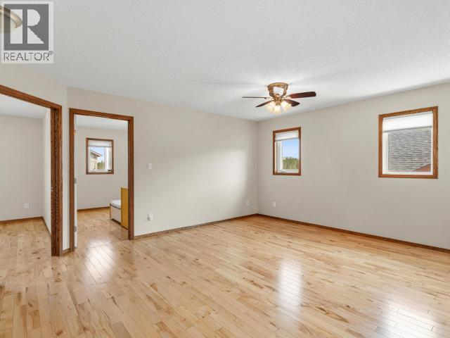 129 SYBIL CIRCLE - 18