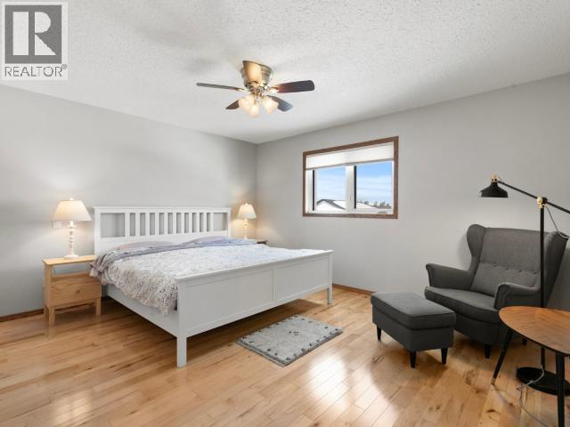 129 SYBIL CIRCLE - 19
