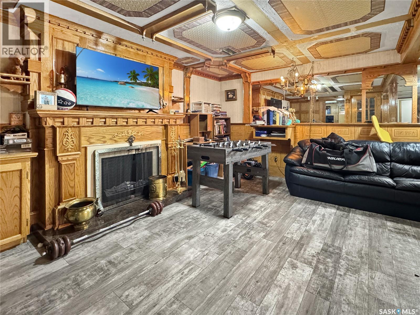 11310 Asquith AVENUE - Image 9