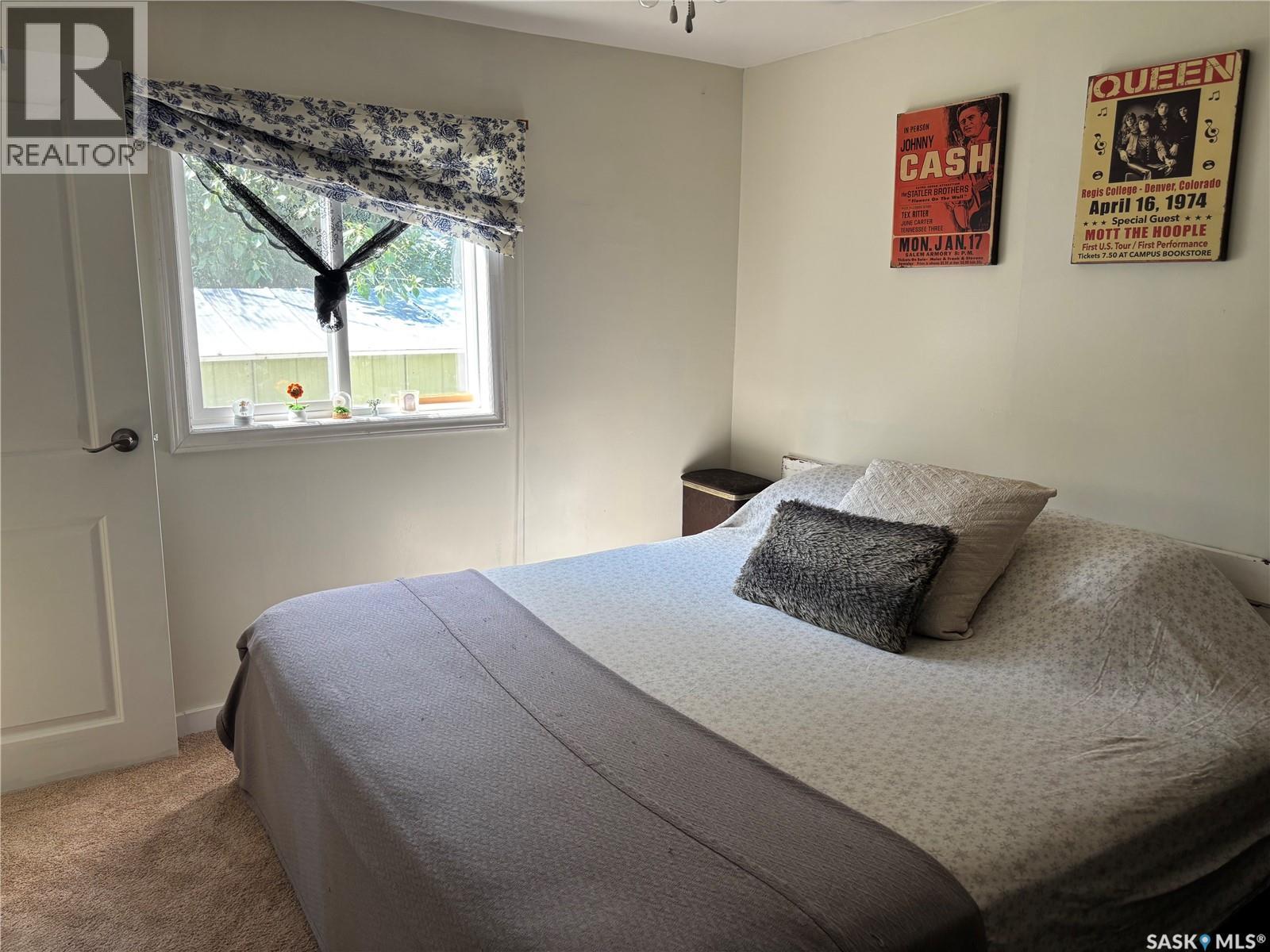 C2 1455 9th AVENUE NE - 22