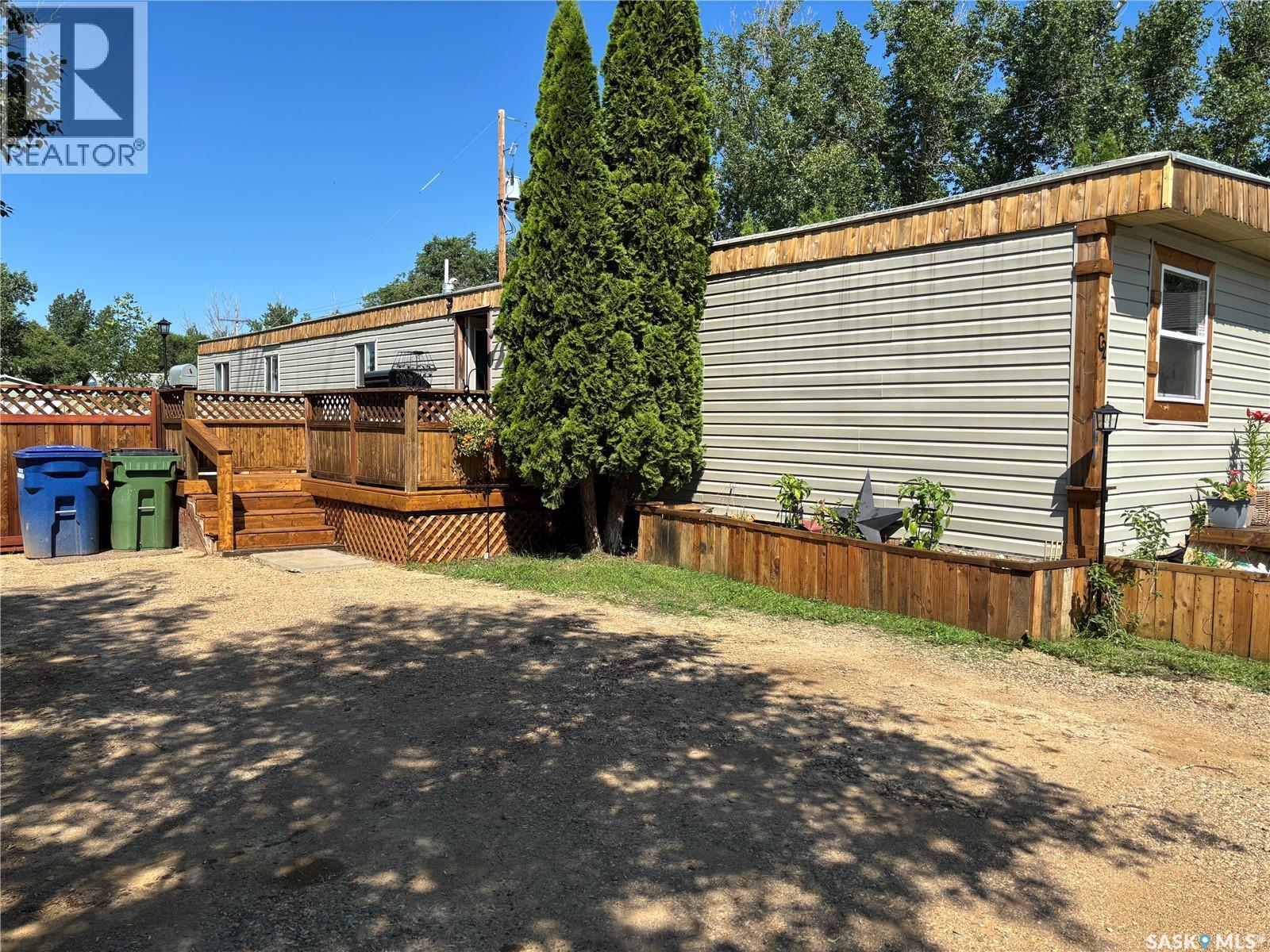 C2 1455 9th AVENUE NE - 3