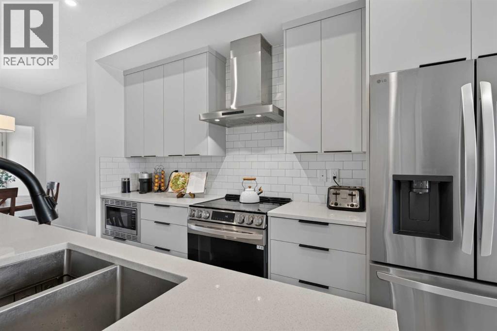 257 Edith Green NW - 10