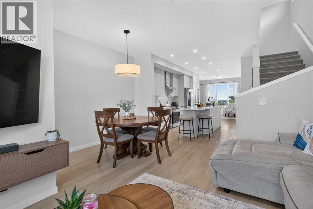 257 Edith Green NW - 16