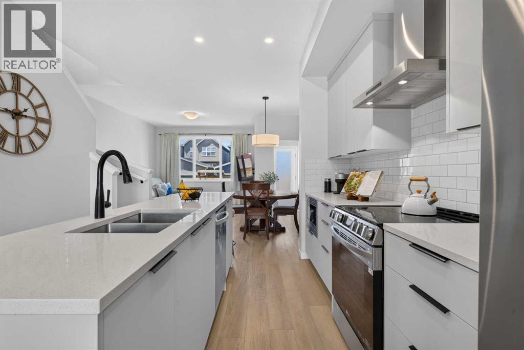257 Edith Green NW - 9