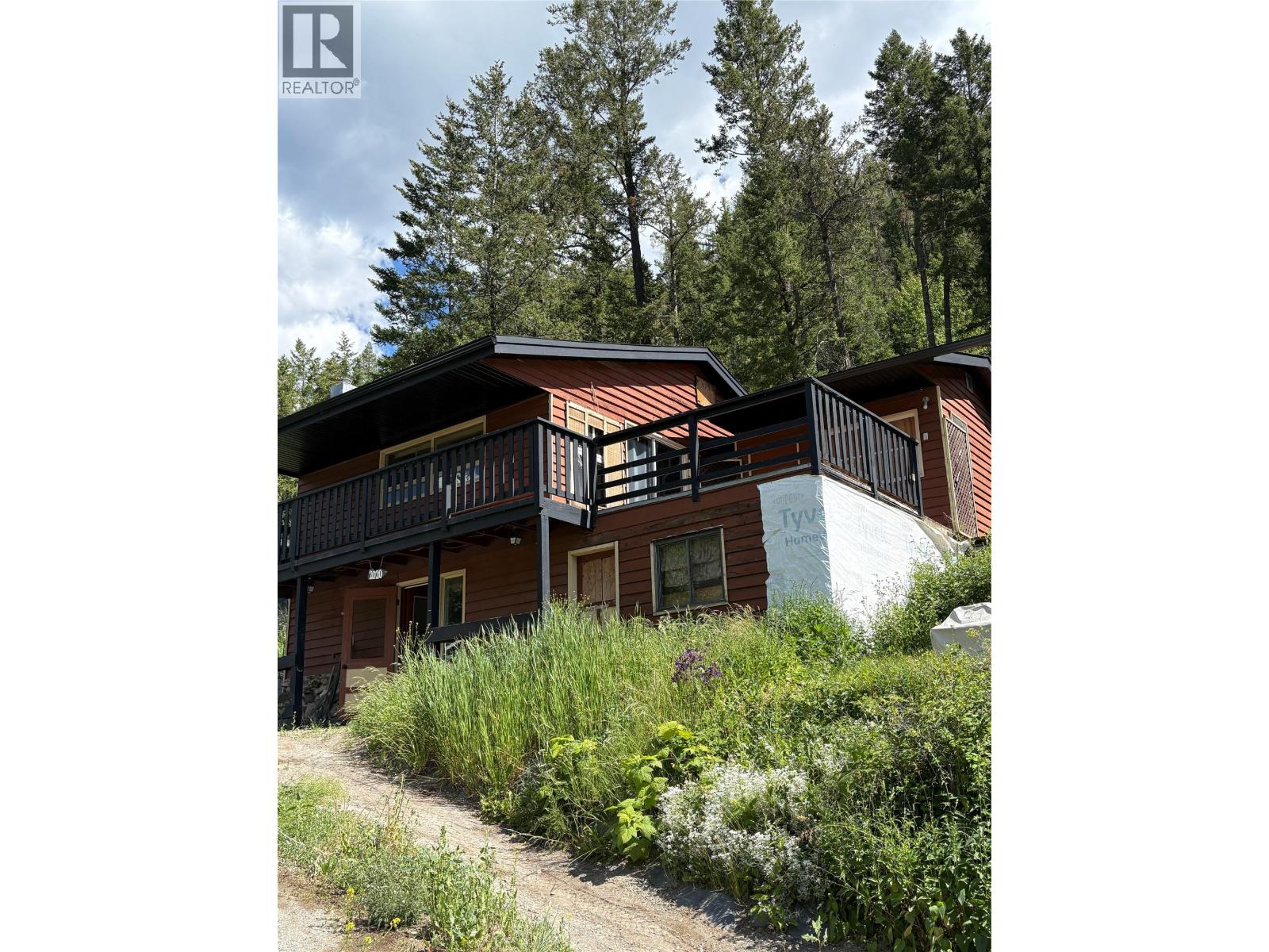 2020 Paul Lake Road, Kamloops — photo 2