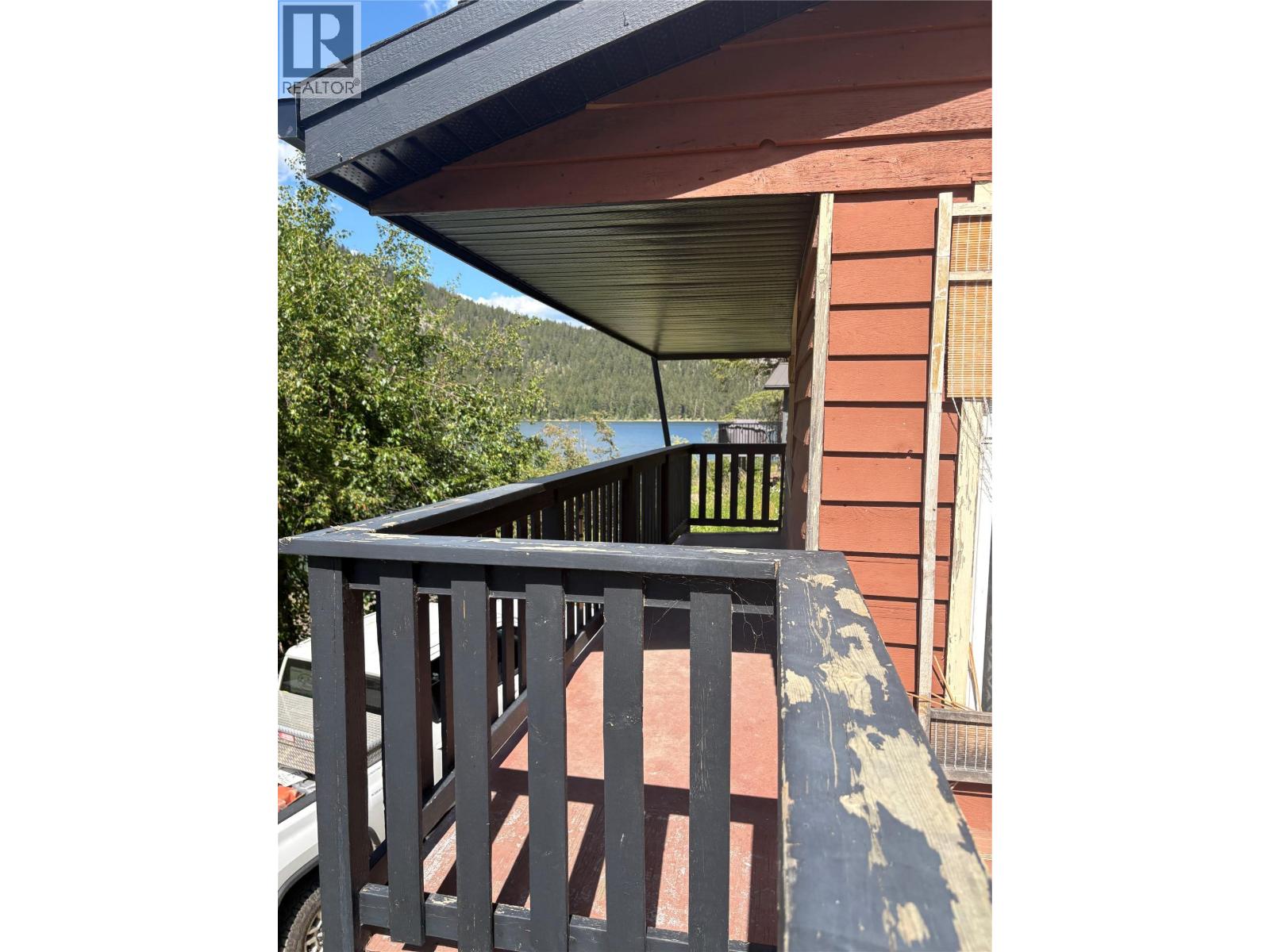 2020 Paul Lake Road - 17