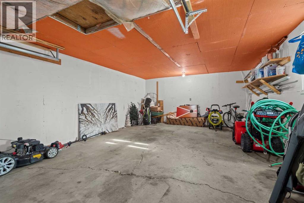 1203 1 Street NE - 42